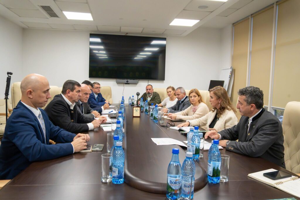 Romsilva trebuie să prezinte până la 1 decembrie un proiect de reorganizare. Ministrul Mediului cere și corectarea inechităților salariale