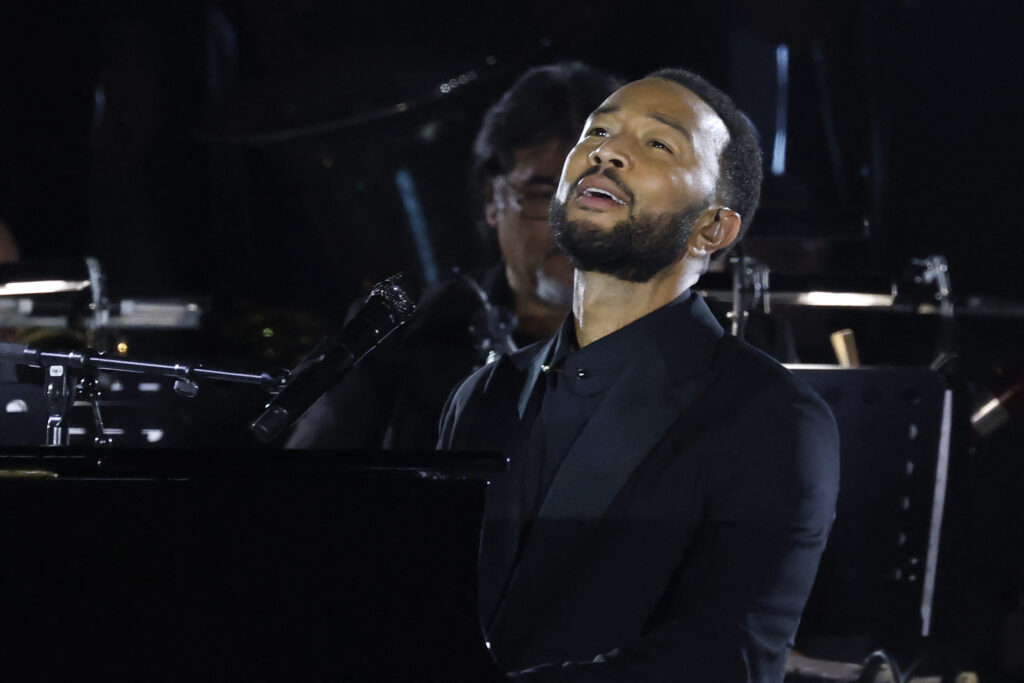 John Legend lansează albumul „Muse”, primul material discografic al său realizat integral împreună cu Pharrell Williams