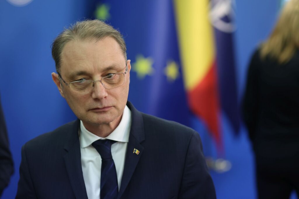 Ce le-a transmis premierul Luca Niculescu investitorilor români din Republica Moldova: fără taxe mai mari și sprijin pentru extinderea în străinătate