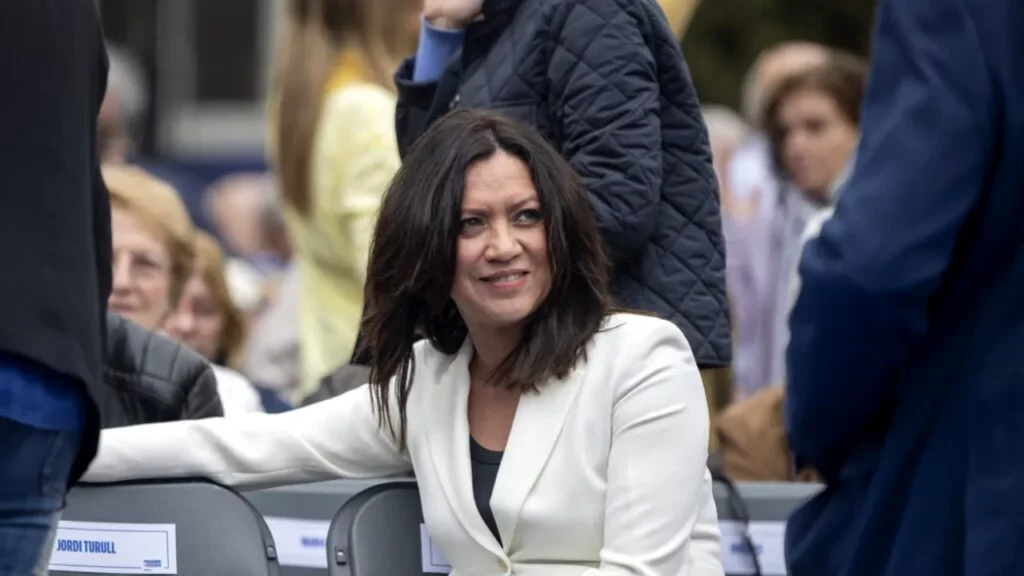 Marcela Topor, românca măritată cu cel care a încercat să separe Catalonia de Spania, așteaptă revenirea soțului după 9 ani de exil 