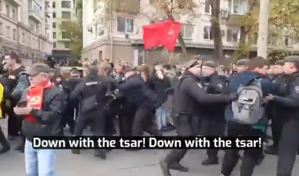 „Jos cu țarul”. Protest anti-Kremlin la Moscova, urmat de zeci de rețineri