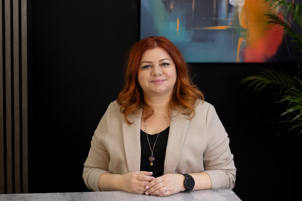 Symfonia România finalizează integrarea și operează din 1 octombrie sub un singur nume