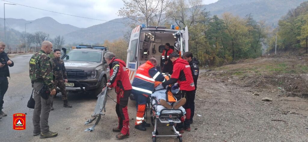 Doi ucraineni, blocați în zona Văii Vișeului, după ce au traversat înot râul Tisa