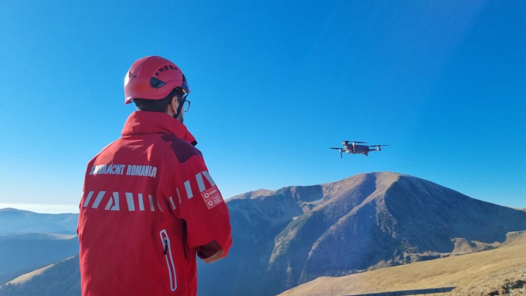 Salvamont pregătește intervenții cu ajutorul IA și a peste 200 de drone. Congres mondial de salvare montană în România
