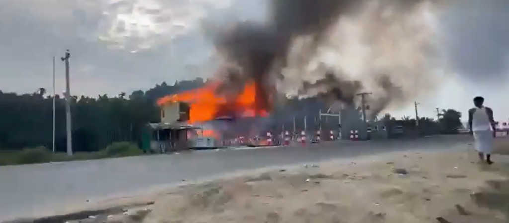 Zece morți după ce un incendiu într-o stațiune de pe litoral în Bangladesh