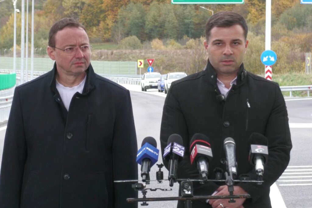 Tunelul Momaia de pe A1 a primit un nume demn de Hollywood. Ministrul Transporturilor l-a transformat în „Momoa”