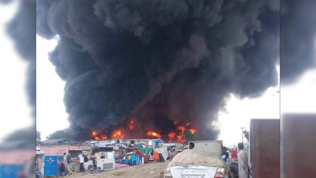 Cel puțin 153 de morți după ce o dronă a lovit o piață dintr-o regiune disputată de Sudan și Sudanul de Sud. Explozia a provocat un incendiu devastator