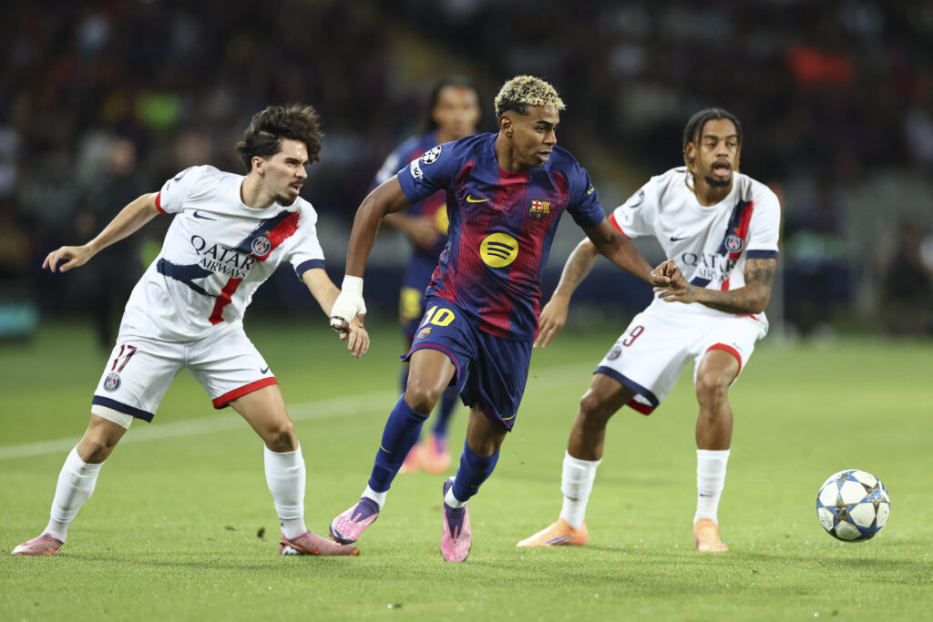 „Ceea ce face acum este incredibil”. Vitinha îl laudă pe Lamine Yamal înainte de PSG – Barcelona