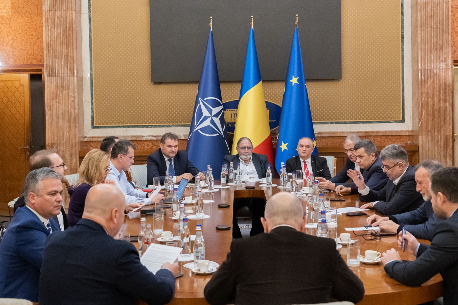PSD, PNL şi UDMR, plan de guvernare fără USR. Liderii partidelor au convenit asupra noului program de guvernare. USR nu a semnat