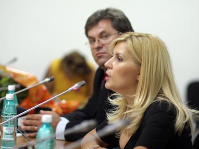 Ministrul Turissmului, Elena Udrea