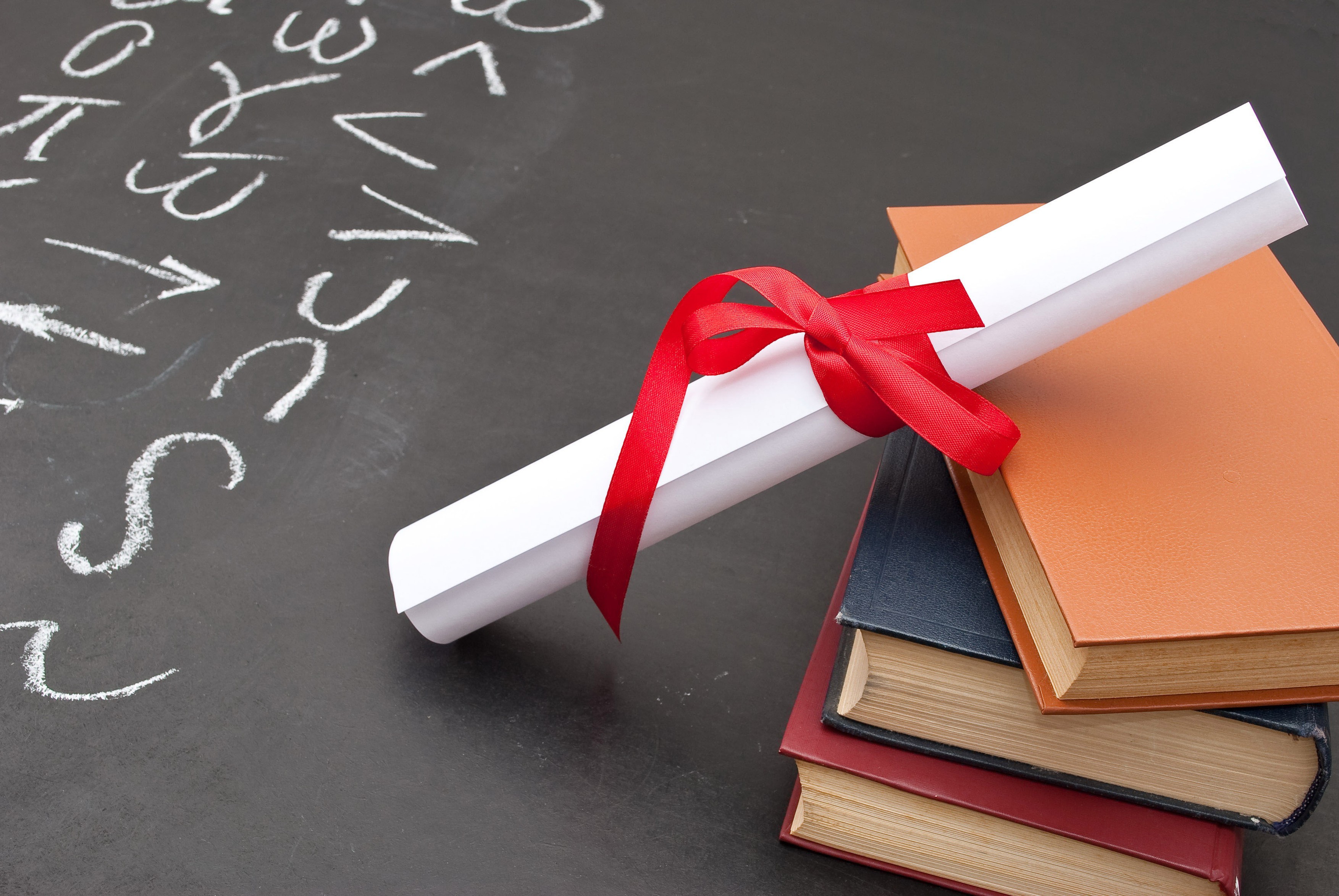 Marian Goleac, director ADP, trimis în judecată pentru diplome false. S-a dat drept absolvent de Informatică, deşi era calificat doar pentru postul de florar sau măturător