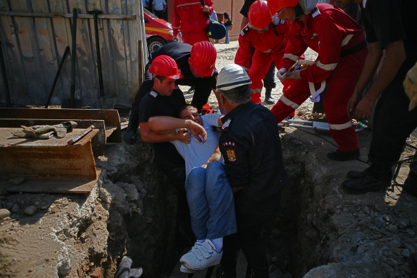 Un cutremur imaginar de 7,5 grade a mobilizat forţele de intervenţie din Capitală 