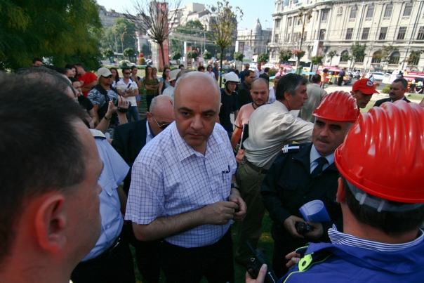 Un cutremur imaginar de 7,5 grade a mobilizat forţele de intervenţie din Capitală 
