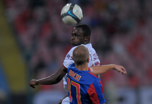 Steaua a remizat în derbiul cu CFR Cluj, scor 2-2