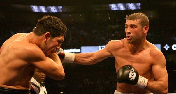 Lucian Bute şi-a apărat centura mondială în faţa mexicanului Librado Andrade