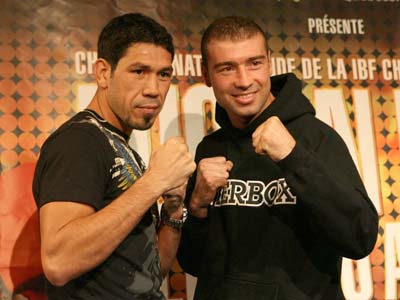 Lucian Bute şi-a apărat centura mondială în faţa mexicanului Librado Andrade