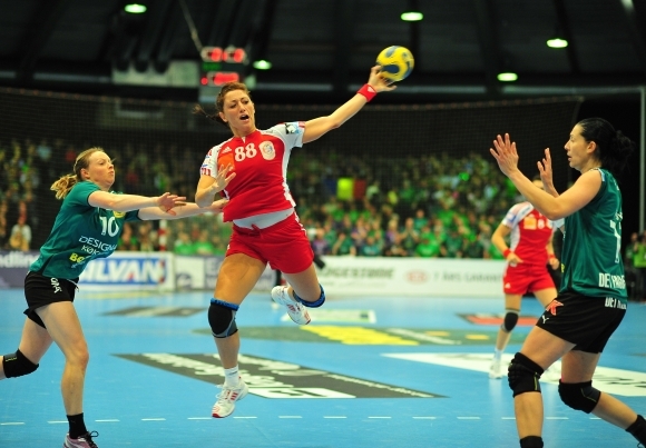 Viborg HK - Oltchim Râmnicu Vâlcea, scor 28-21, în prima manşă a finalei LC (Imagine: Remus Badea/Mediafax Foto)