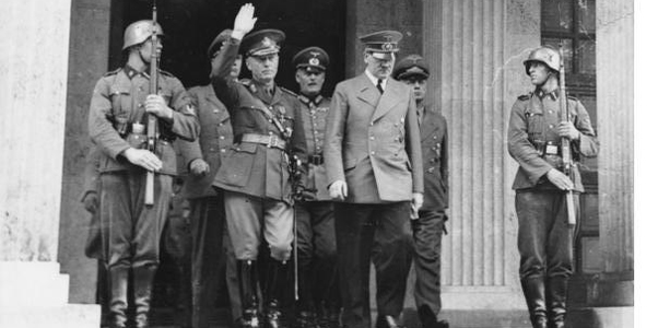 Antonescu alături de Hitler într-o vizită de stat la Munchen