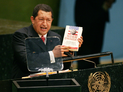 Chavez prezintă lucrarea lui Chomsky de la tribuna ONU