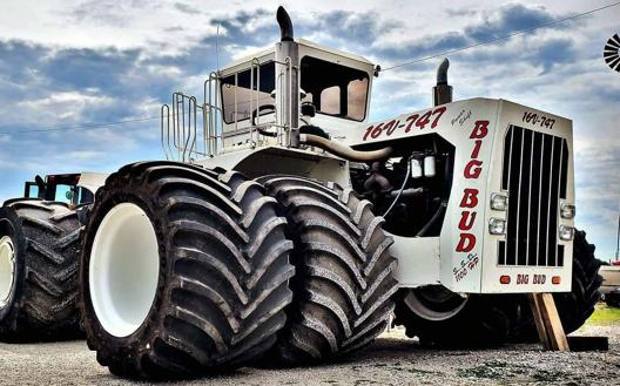 Povestea lui Big Bud 747, cel mai mare tractor din lume. Cum s-a
