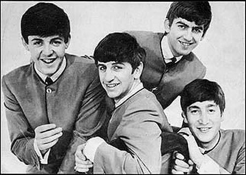 Trupa Beatles: Paul McCartney, Ringo Starr, George Harrison şi John Lennon
