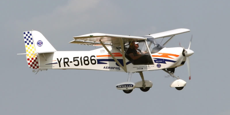 Campionatul naţional de aeronave ultrauşoare, la Şirna (Imagine: Romanian Spotters)