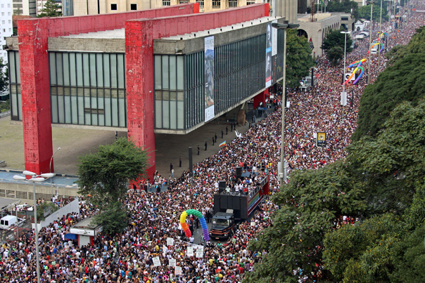Rio de Janeiro, în competiţie pentru cea mai bună destinaţie gay (Imagine: MediafaxFoto/AFP)