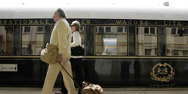 Celebrul tren de lux Orient Express va opri, luni, în România