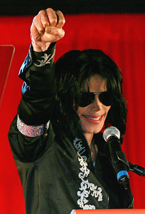 Michael Jackson a fost ucis 