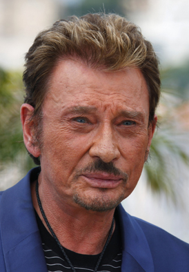 Johnny Hallyday a fost operat de cancer la colon