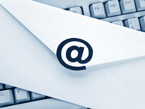 Mail Si Bunele maniere moderne: E-mailul de serviciu şi cel privat