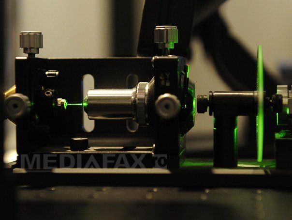 Un laser cu raze reci, testat cu succes contra ciupercii care afectează ...